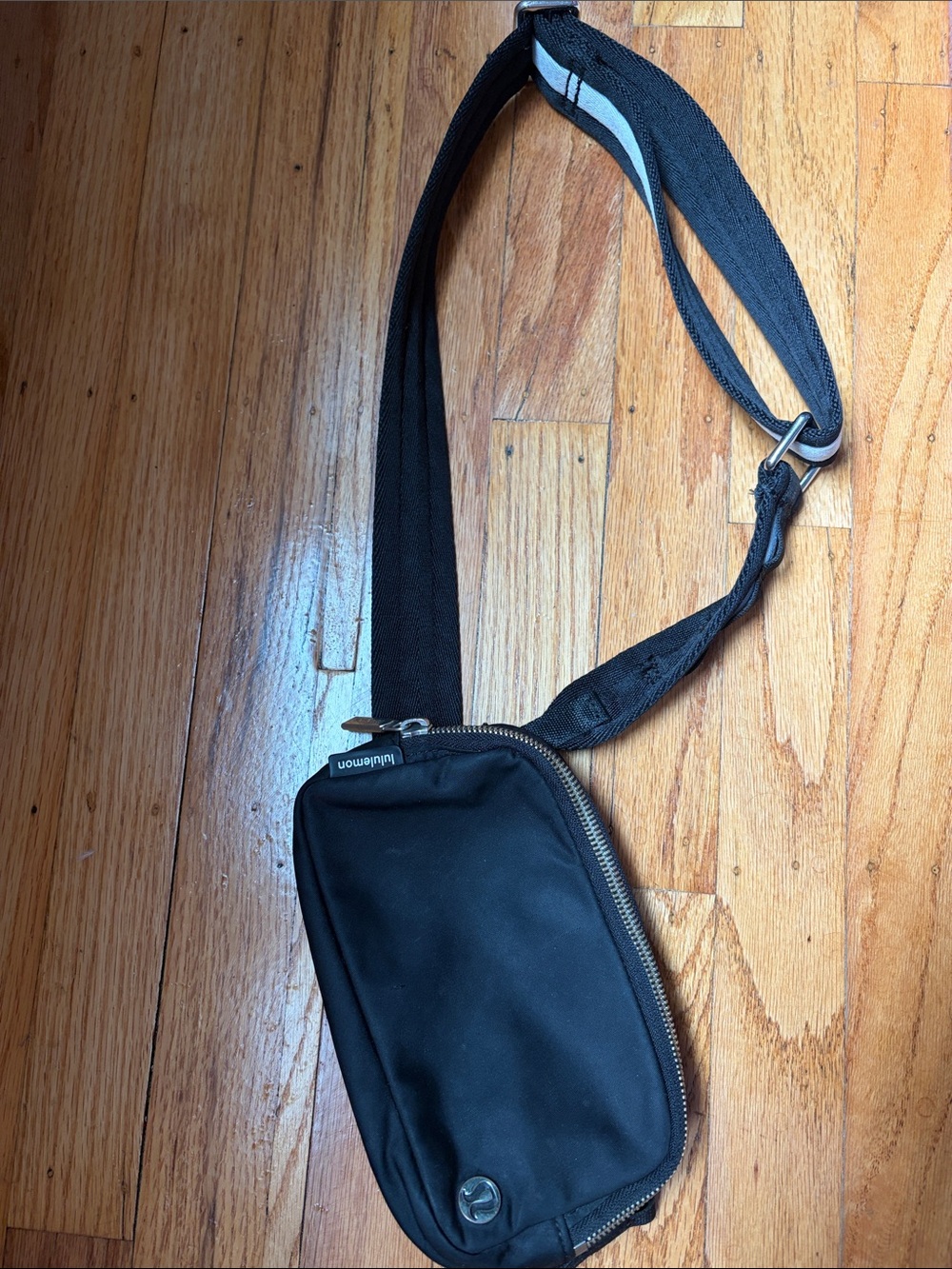 lululemon cross body bag